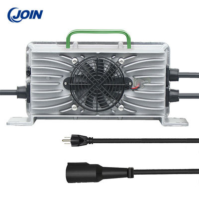 充電器48v 15aの充電器の上の携帯用ゴルフ カート